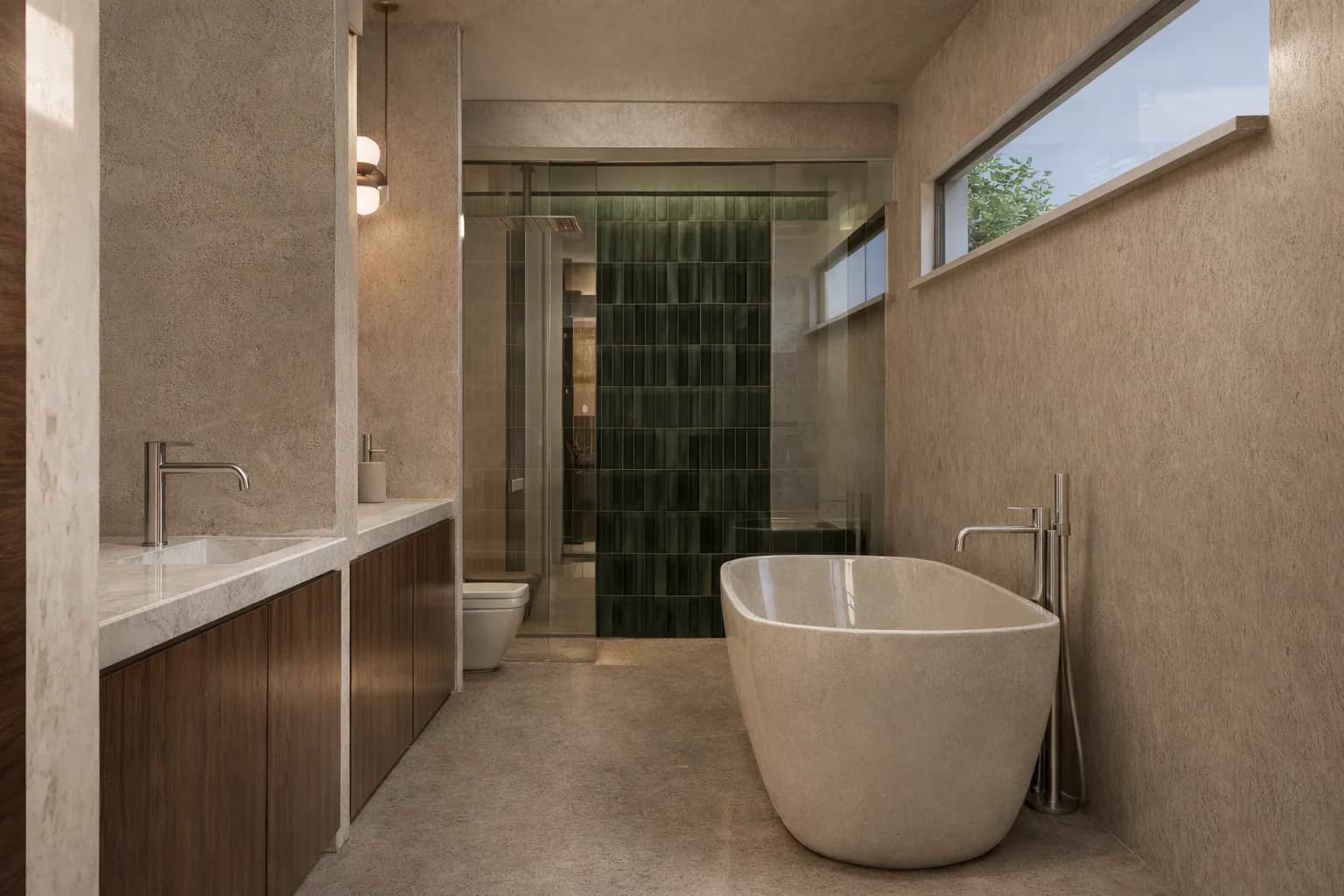 Baño principal con bañera exenta en travertino y regadera con mosaico verde